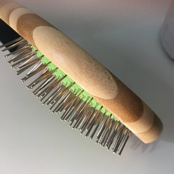 3 x 🥳HOST PICK🥳 Pet Bamboo Brush 🆕 - Picture 7 of 7